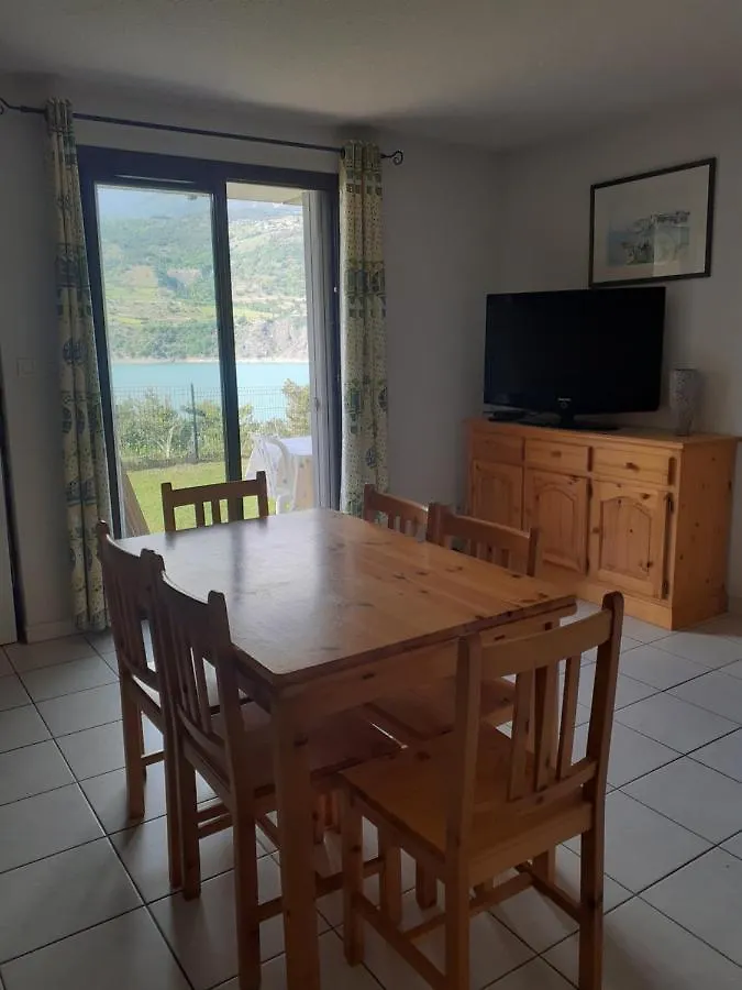 Savines Le Lac Appartement Vue Sur Le Lac 0*,  Fransa